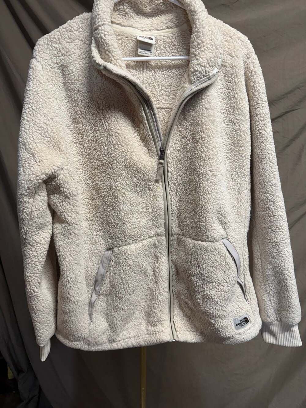 The North Face Women's Campshire Full Zip Sherpa Fleece Jacket